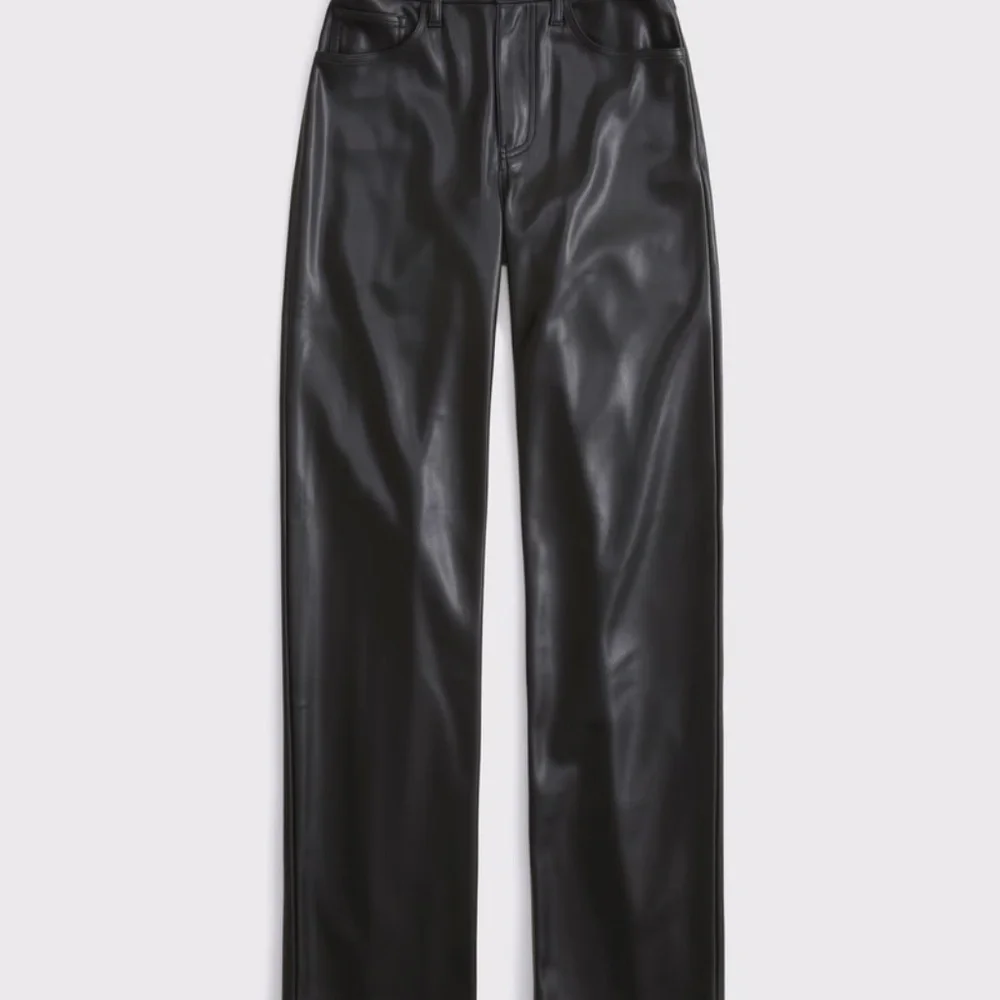 ABERCROMBIE & FITCH 90'S RELAXED VEGAN LEATHER CURVE LOVE PANTS 32 - Picture 9 of 9